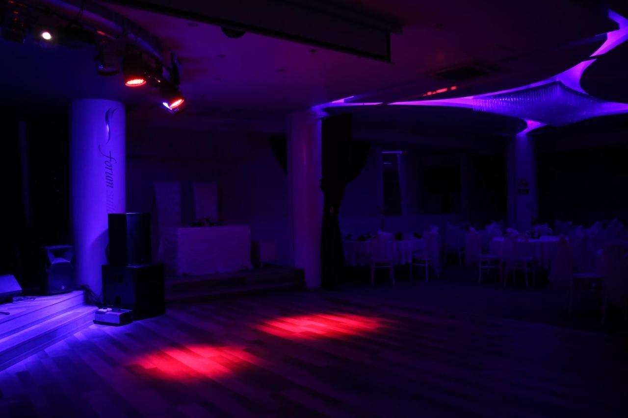 Forum Suite Otel Мерсин Екстериор снимка